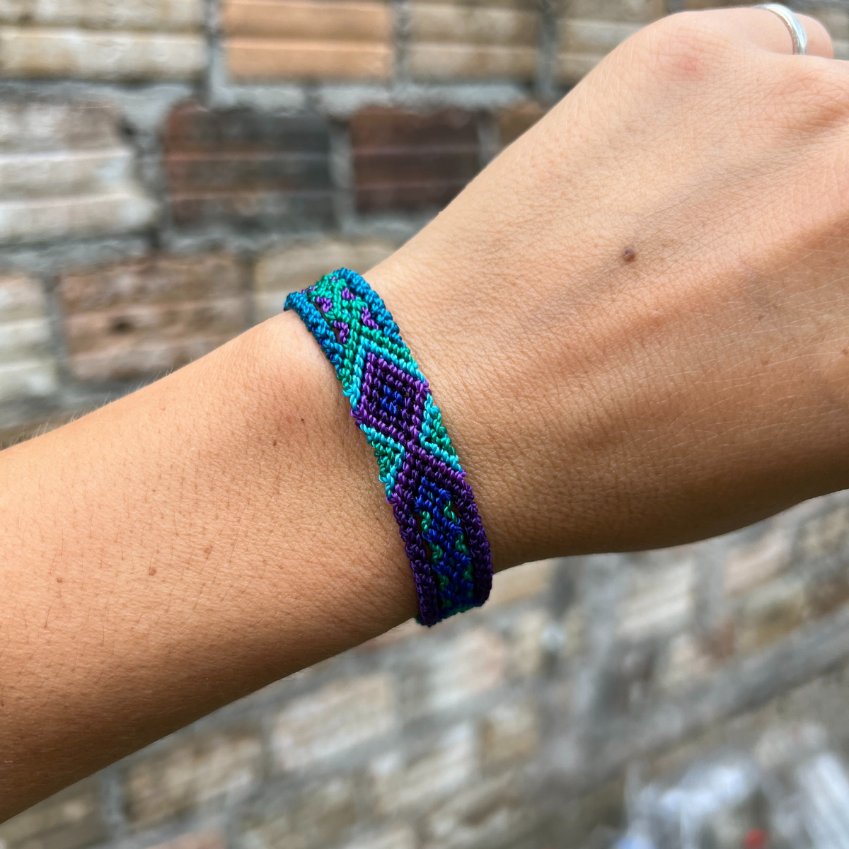 Friendship Macrame Woven Boho String Bracelet (4 Sizes) - Mexico