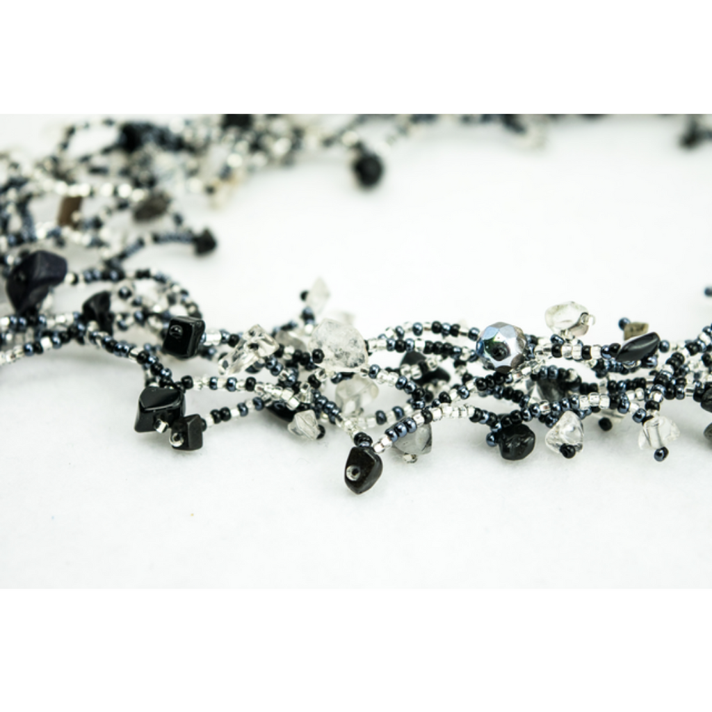 Luzy Seed Bead Necklace with Magnetic Closure - Guatemala